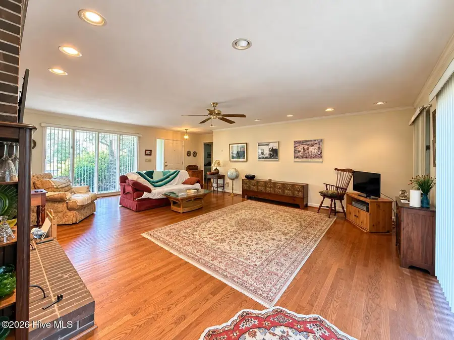 21 Bogie Drive, Whispering Pines, NC 28327 - #2
