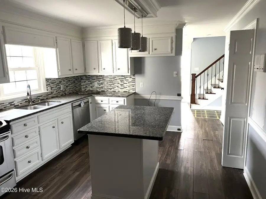 214 E Raintree Lane, Goldsboro, NC 27534 - #3