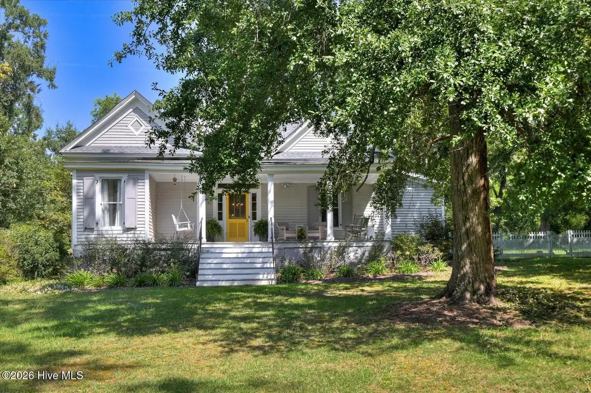 800 Buncombe Street, Edgefield, SC 29824 - #1