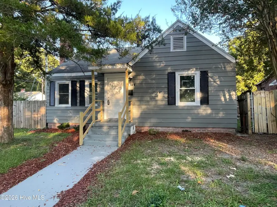401 Nash Street, Greenville, NC 27834 - #2