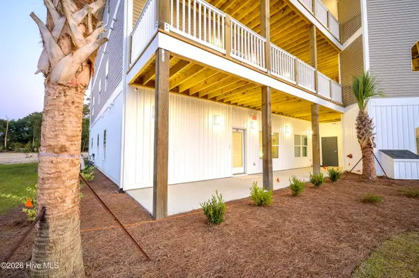 400 Lighthouse Lane #A1, Cedar Point, NC 28584