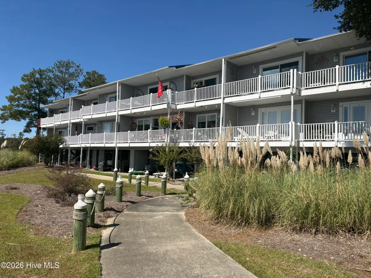2114 Harbourside Drive, New Bern, NC 28560 - #1