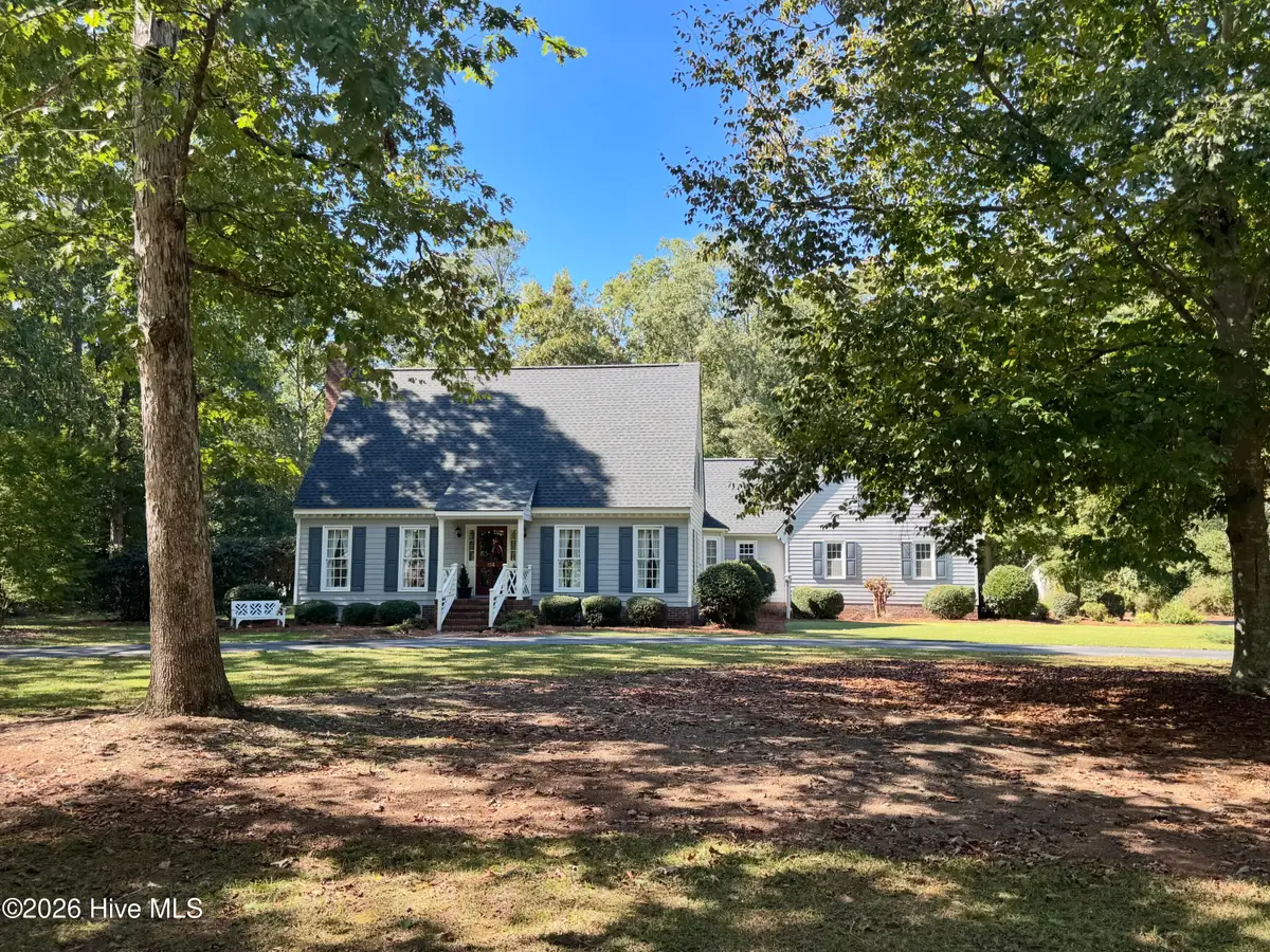 156 Westwood Drive, Elizabethtown, NC 28337 - #1