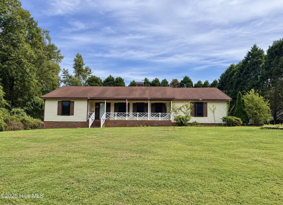 903 Tucker Road, Grimesland, NC 27837 - #2