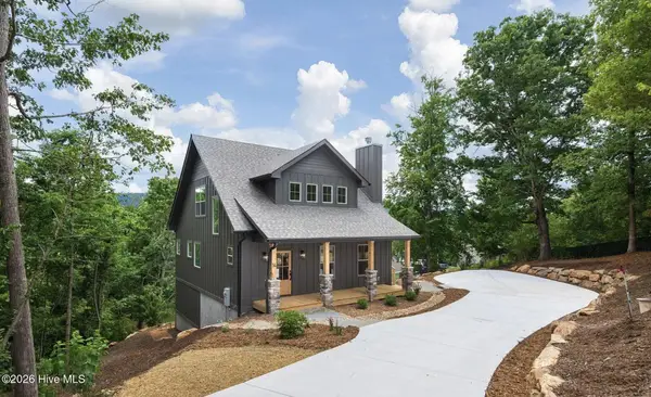14 Yost Street, Asheville, NC 28801