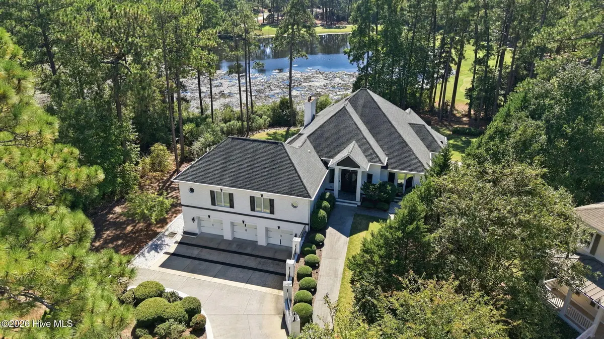 130 Woodenbridge Lane, Pinehurst, NC 28374 - #1