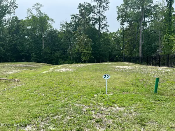 808 Helmsdale Drive, Wilmington, NC 28405