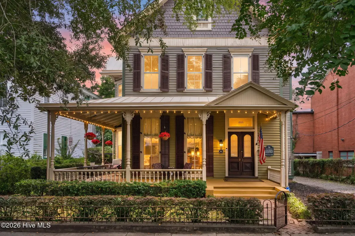 322 S 5th Avenue, Wilmington, NC 28401 - #1