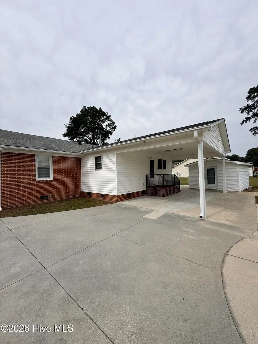 318 Underwood Street, Clinton, NC 28328 - #3