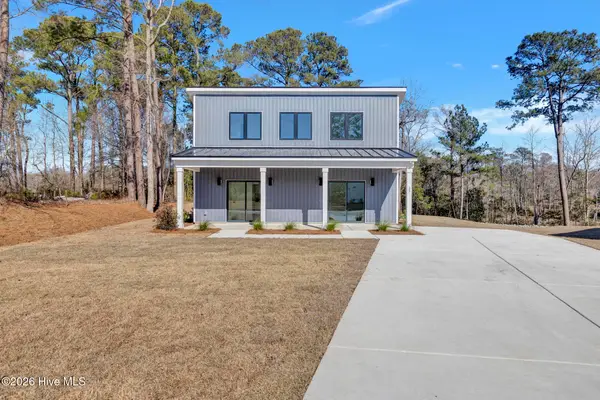 43 Tide Landing Court, Hampstead, NC 28443