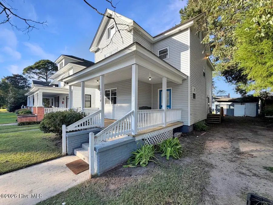1014 W Colonial Avenue, Elizabeth City, NC 27909 - #3