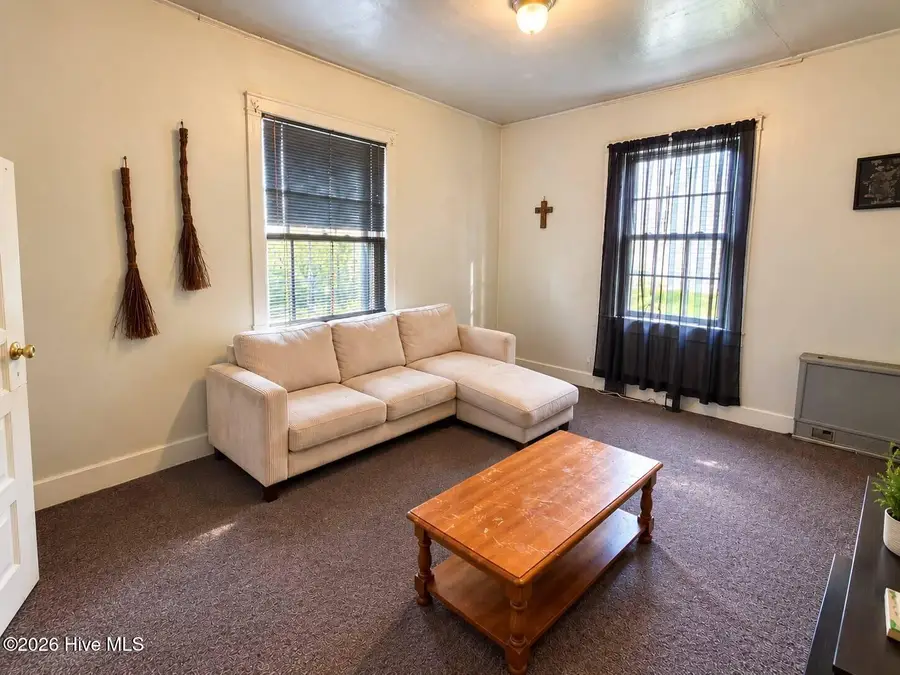 306 W Franklin Street, Warrenton, NC 27589 - #3