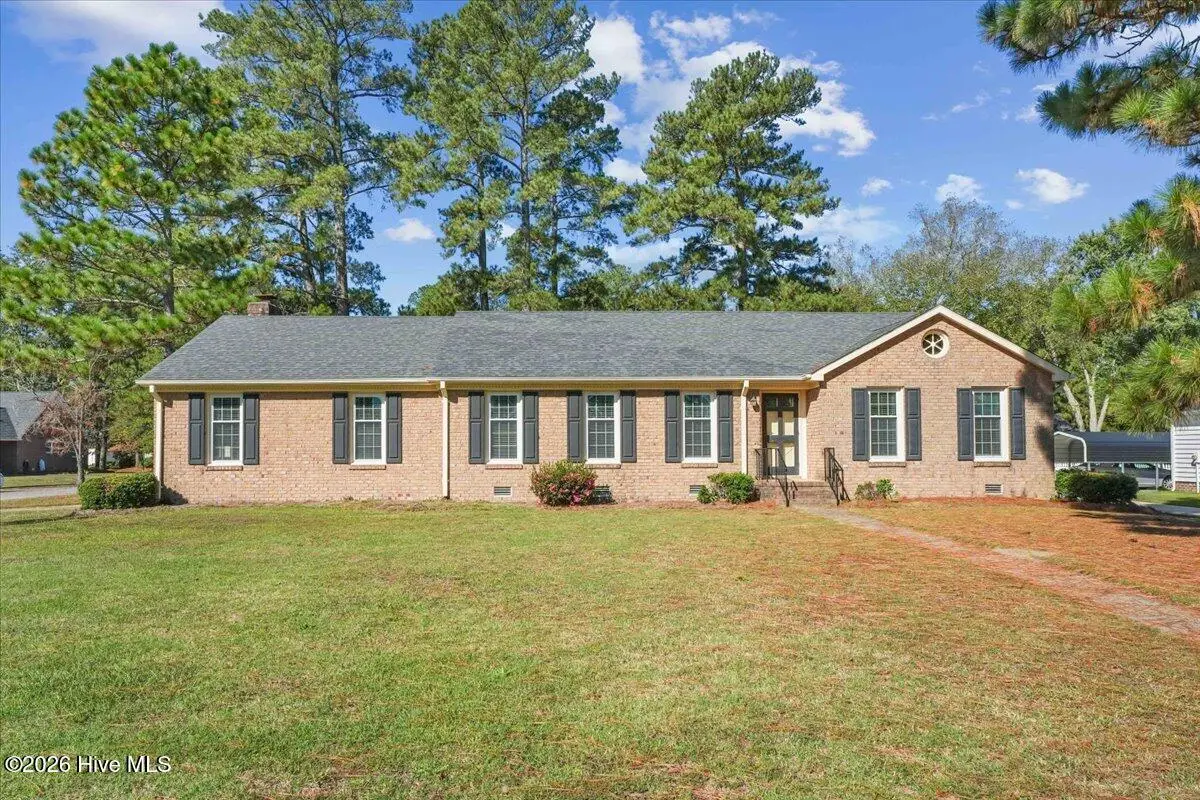 3000 Camelot Drive, Kinston, NC 28504 - #1