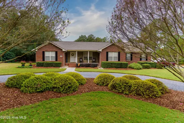 144 Edgewater Drive, Seven Lakes, NC 27376