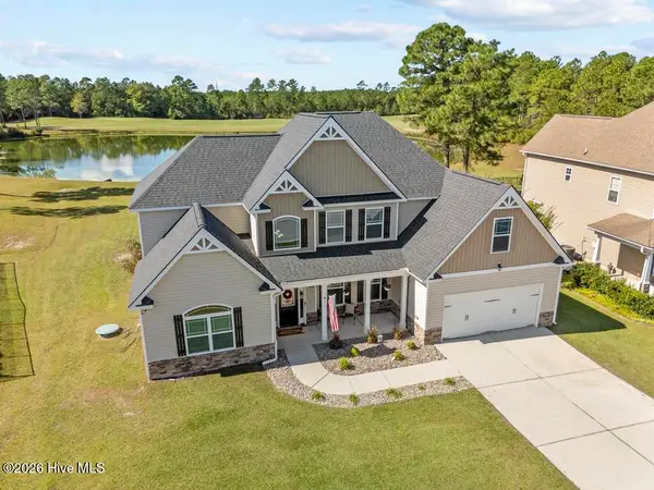 103 Pine Lakes Drive, Maple Hill, NC 28454