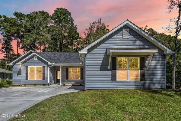 4 Pineridge Court, Carolina Shores, NC 28467