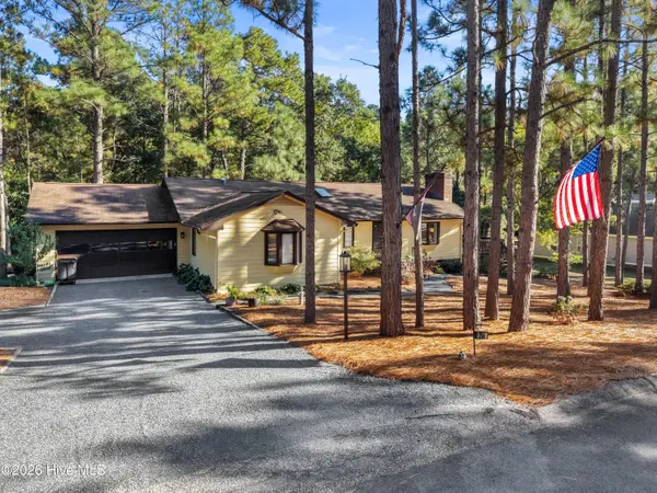 254 Devonshire Avenue W, West End, NC 27376