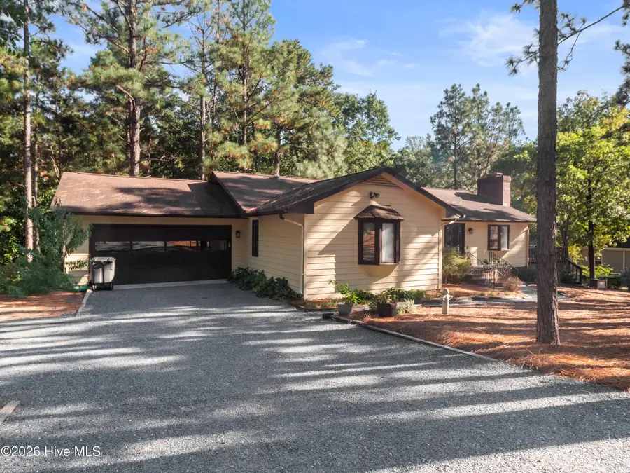 254 Devonshire Avenue W, West End, NC 27376 - #2