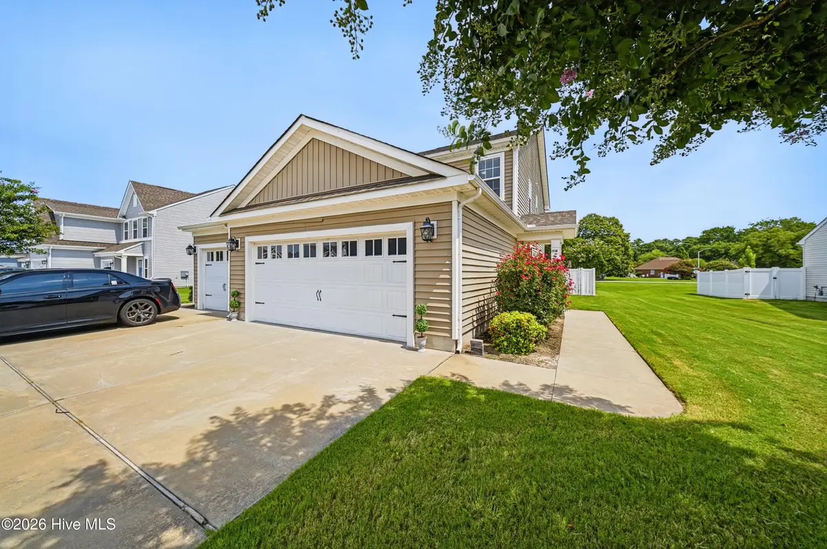 202 Spinnaker Street #Unit B, Elizabeth City, NC 27909 - #1