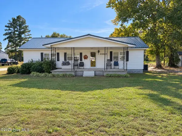 21920 Bunch Road, Laurel Hill, NC 28351