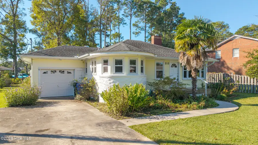 212 George Street, Beaufort, NC 28516 - #2