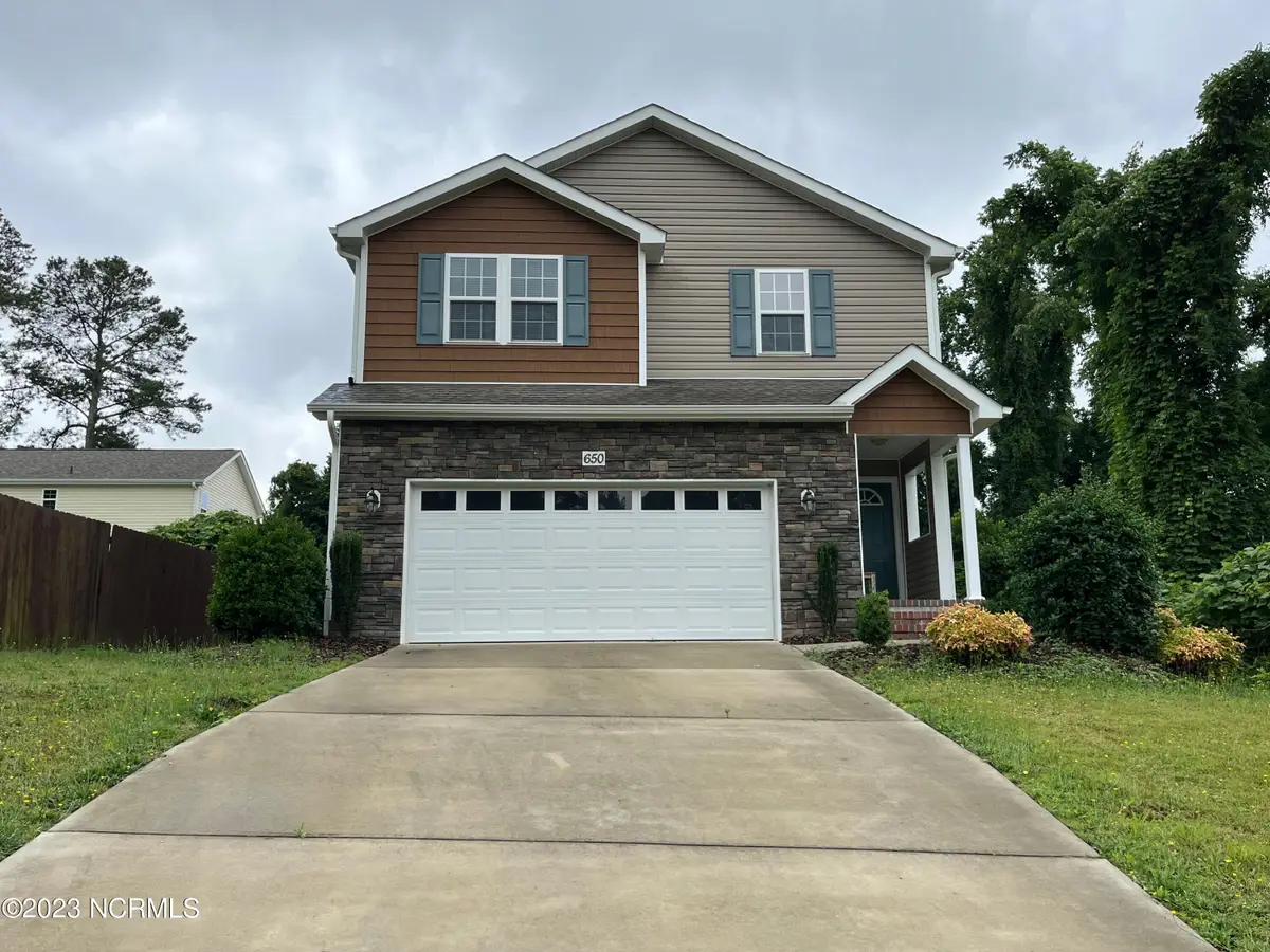 650 W Connecticut Avenue, Southern Pines, NC 28387 - #1