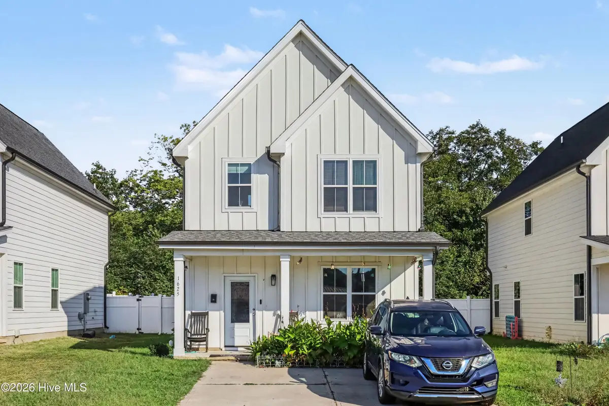 1625 Berry Avenue, Henderson, NC 27536 - #1