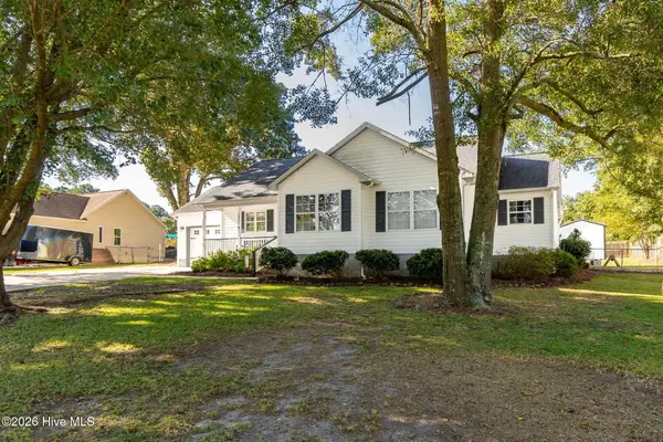821 Roberts Road, Newport, NC 28570
