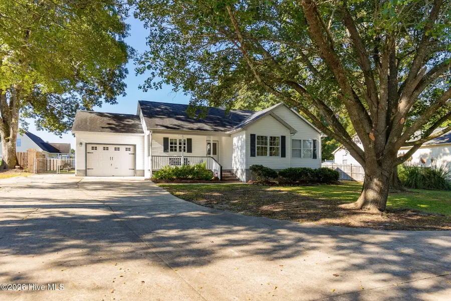821 Roberts Road, Newport, NC 28570 - #3