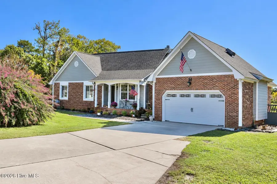 107 Bogey Court, Hampstead, NC 28443 - #3