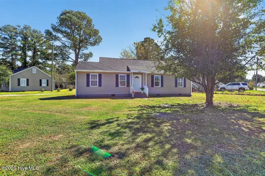 830 Clark Avenue, New Bern, NC 28560 - #2