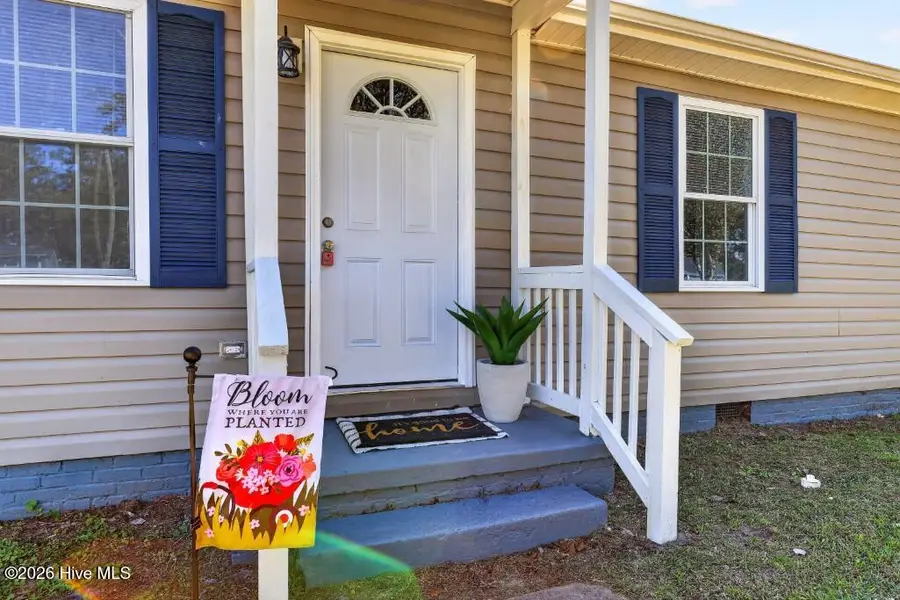 830 Clark Avenue, New Bern, NC 28560 - #3
