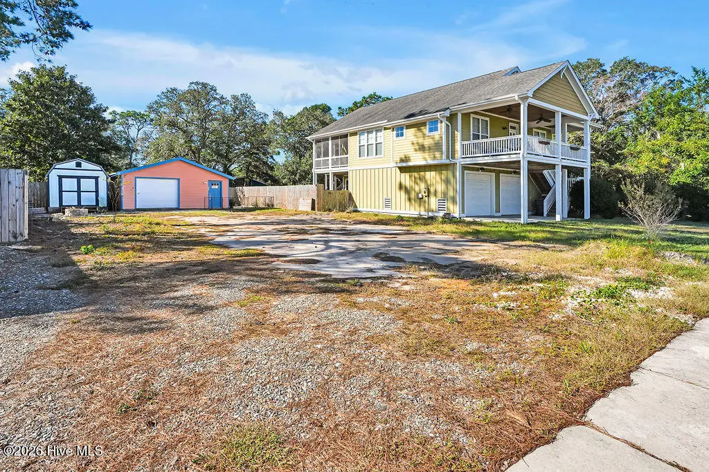 405 Fayetteville Avenue, Carolina Beach, NC 28428 - #1