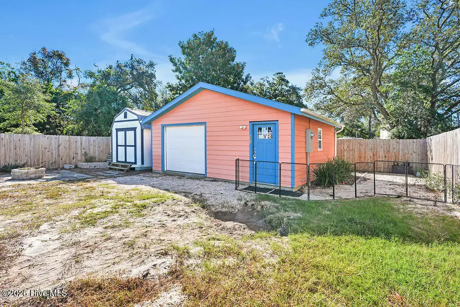405 Fayetteville Avenue, Carolina Beach, NC 28428 - #3