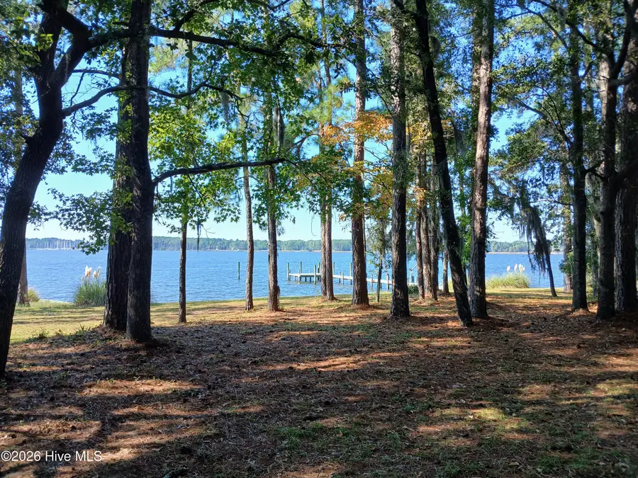 5684 Creek Pointe Road, New Bern, NC 28560 - #2
