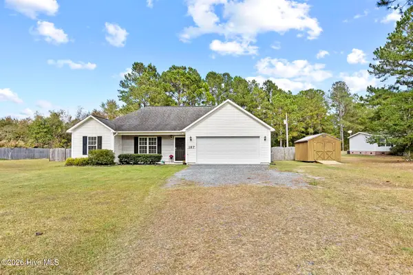 187 Folkstone Road, Holly Ridge, NC 28445