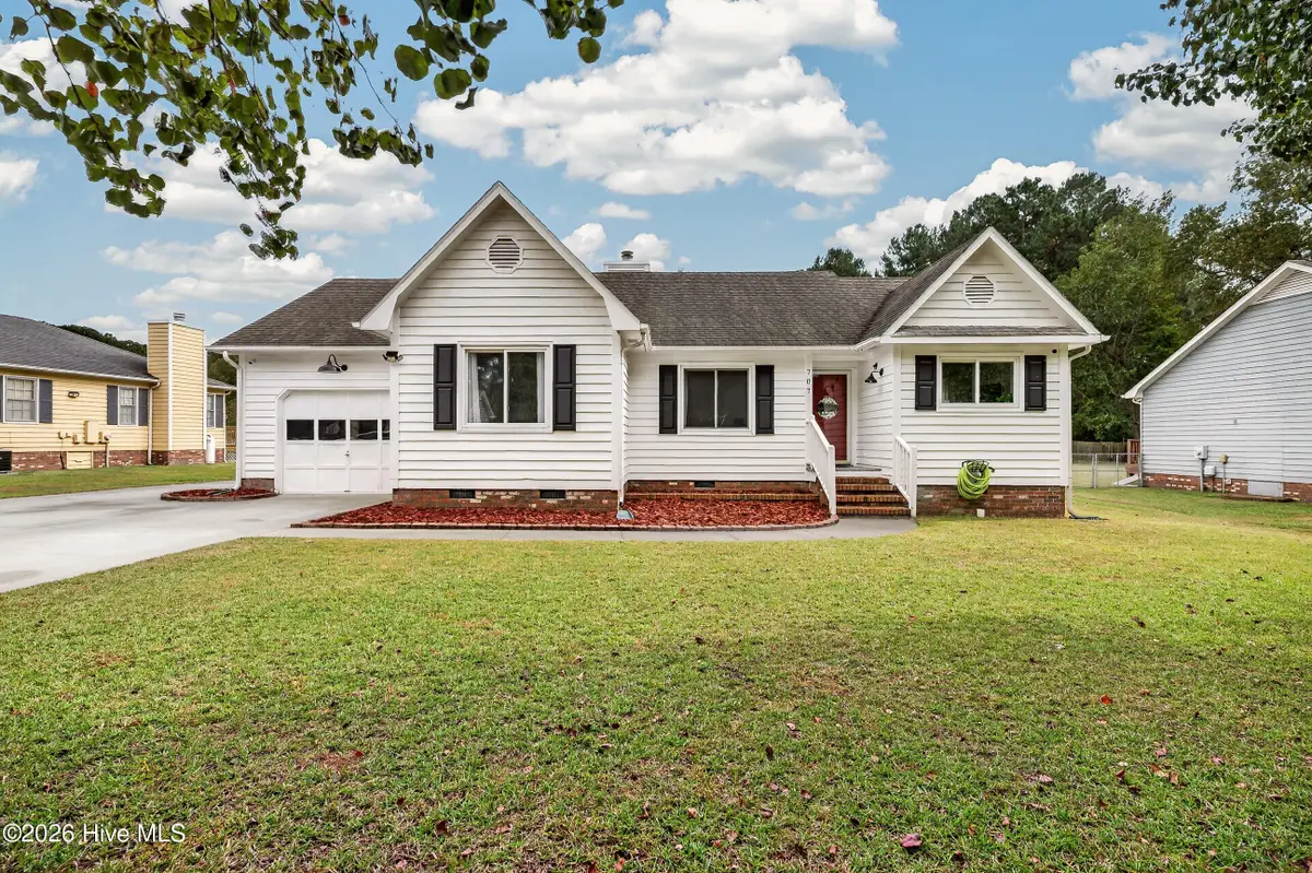 707 Stonewall Avenue, Jacksonville, NC 28540 - #1