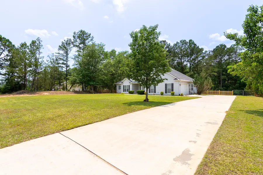 219 Devonshire Drive, Thomson, GA 30824 - Image #2
