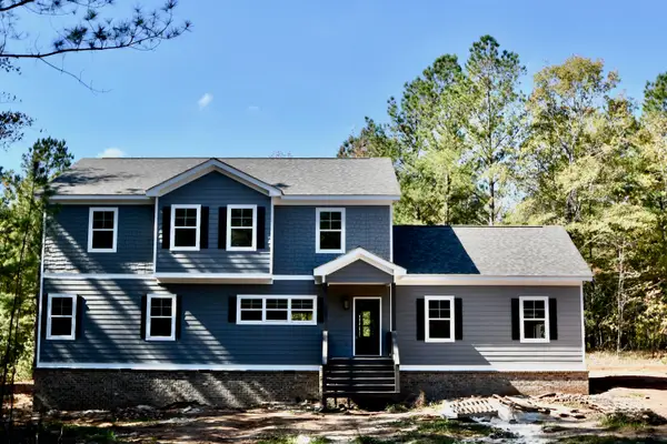 1021 S Pointe Ct, Tignall, GA 30668