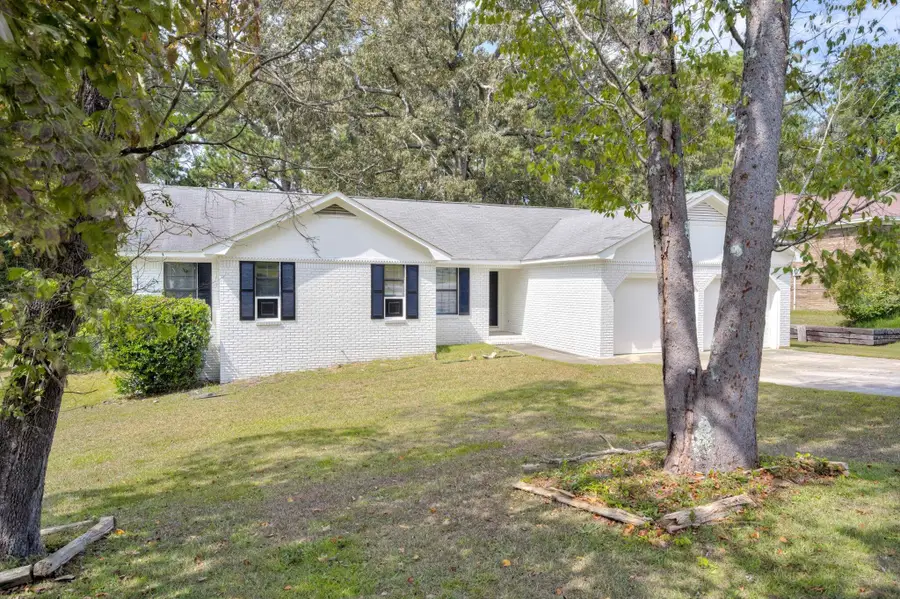 3821 Crest Drive, Hephzibah, GA 30815 - Image #2