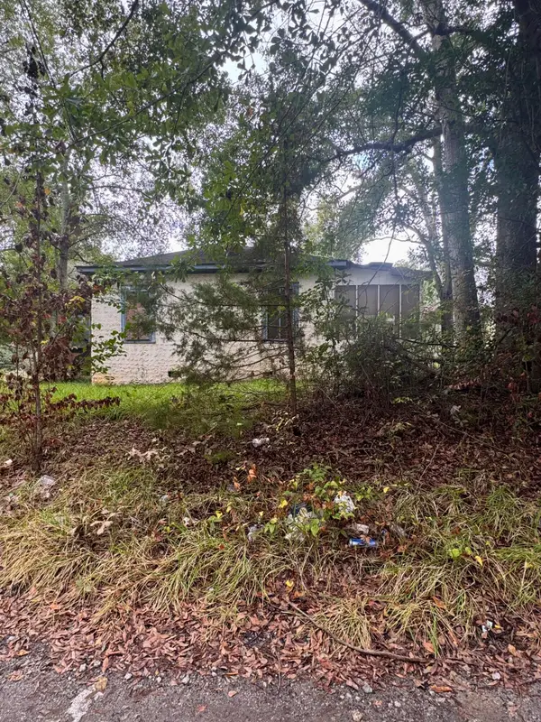 827 Railroad Avenue, Waynesboro, GA 30830