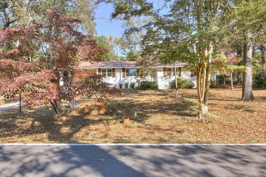 414 N Thompson Street, Wrens, GA 30833 - #3