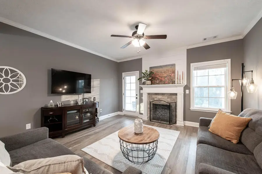 286 Pine Street, Gloverville, SC 29828 - #2