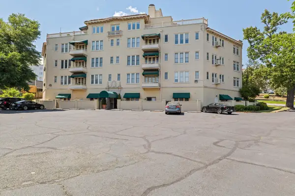 2068 Walton Way #204, Augusta, GA 30904