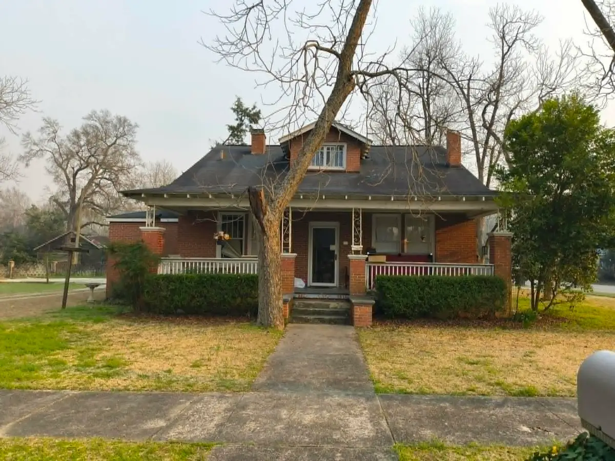 202 E 11th Street, Waynesboro, GA 30830 - #1