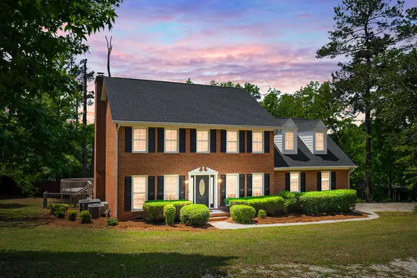 614 W Lakeside Dr S, Aiken, SC 29803