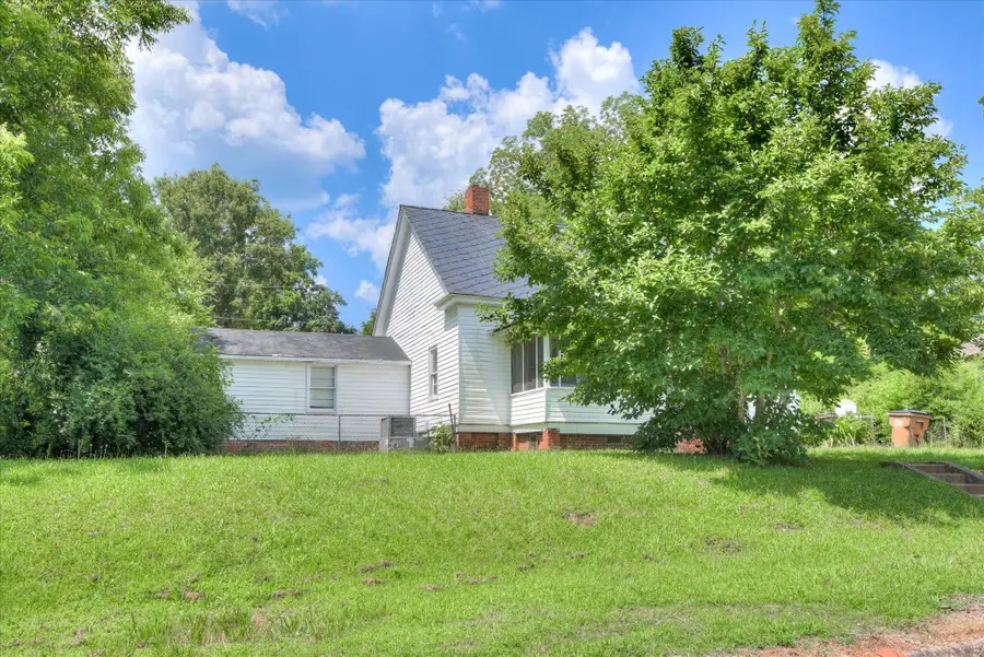 216 Circle Street, Edgefield, SC 29824 - #3