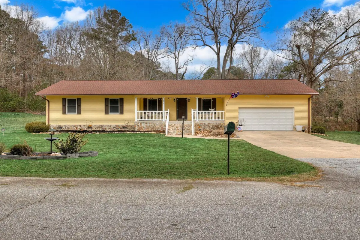 206 Peachtree Street, McCormick, SC 29835 - #1
