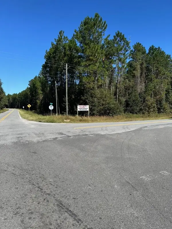 000 Arcola Road, Pembroke, GA 31321