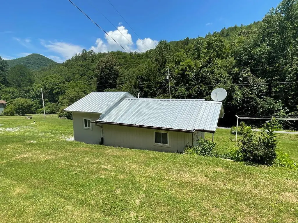 3400 Franks Creek, Robbinsville, NC 28771 - #1